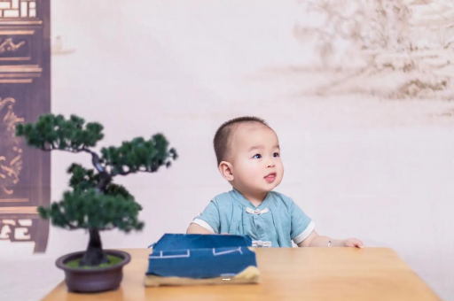 百色孕妇几个月有反应
