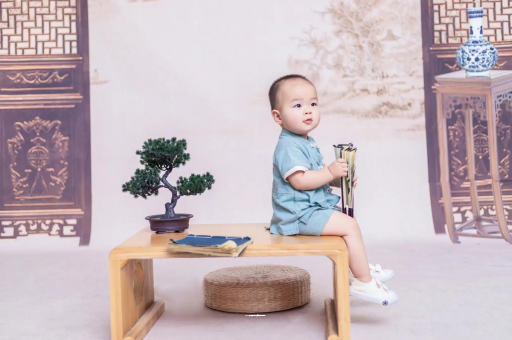 百色宝宝几个月会认人